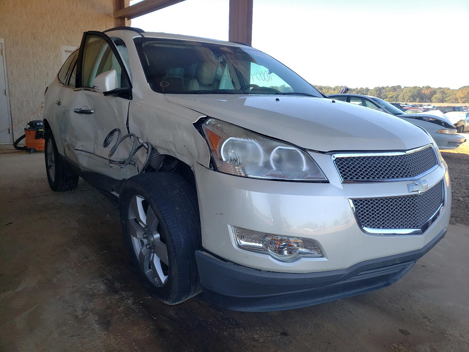 CHEVROLET TRAVERSE L 2012 with VIN 1GNKVLED3CJ393103 - Photo from auction