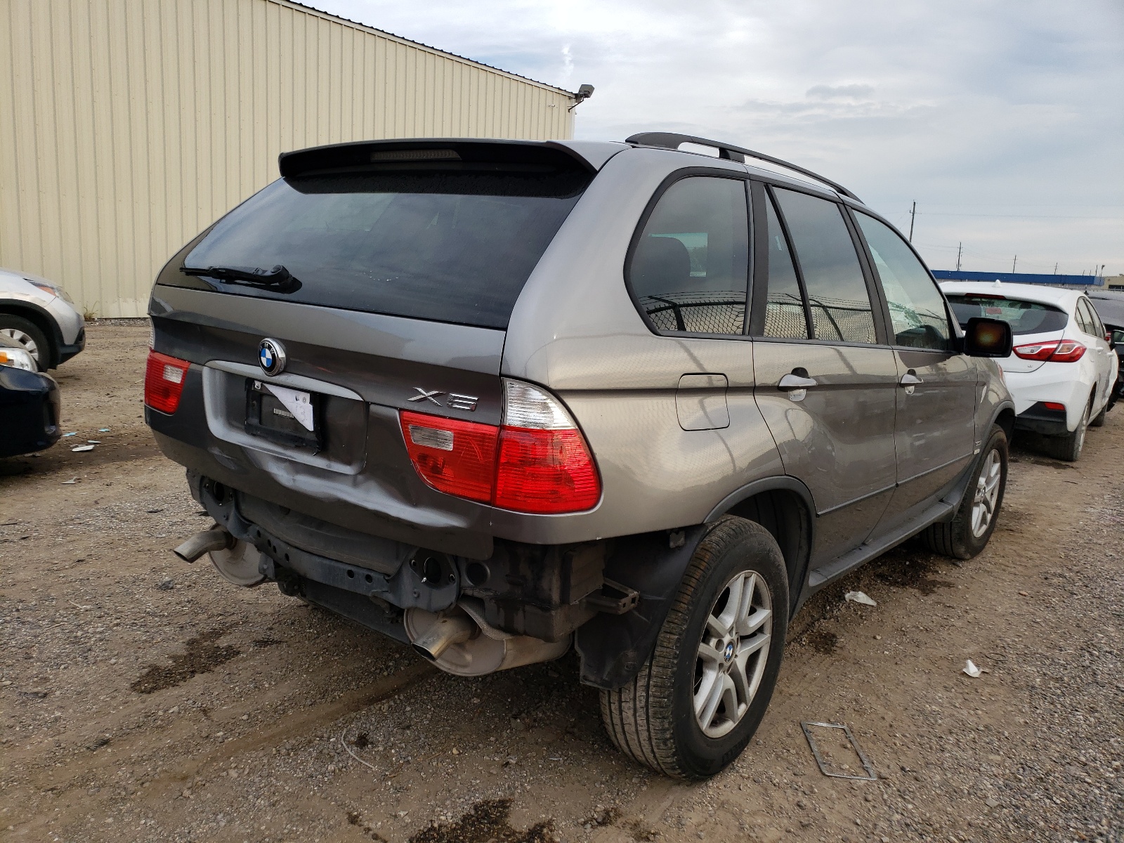 Zdjęcie 4 z aukcji – 2004 BMW X5 3.0I z VIN 5UXFA13584LU34481