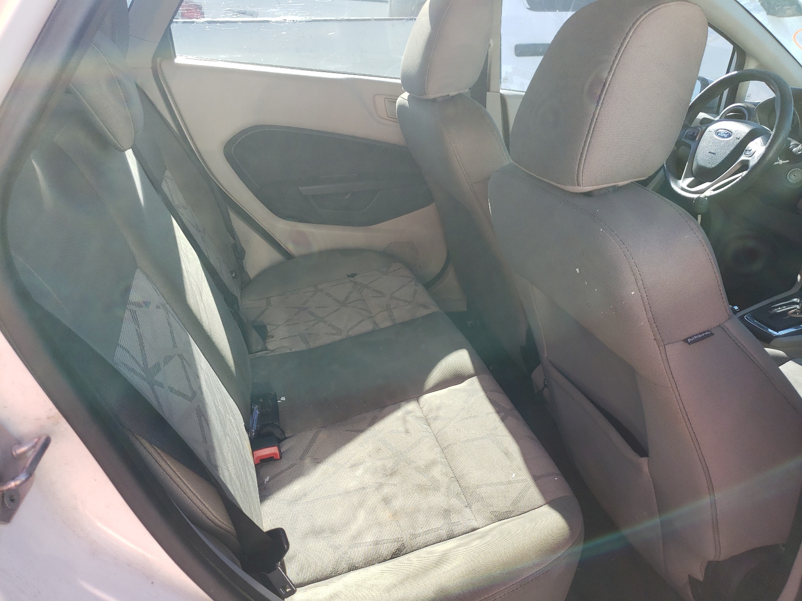 Zdjęcie 6 z aukcji – 2012 FORD FIESTA SE z VIN 3FADP4BJ4CM150548