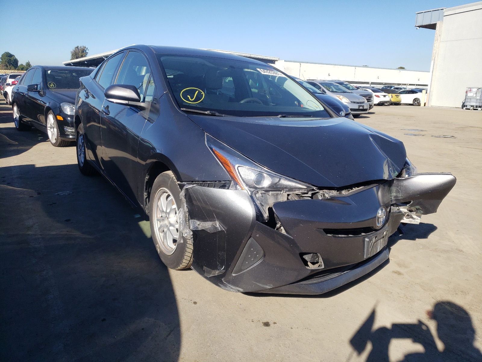 Photo 1 from auction – 2016 TOYOTA PRIUS with VIN JTDKBRFU2G3010524