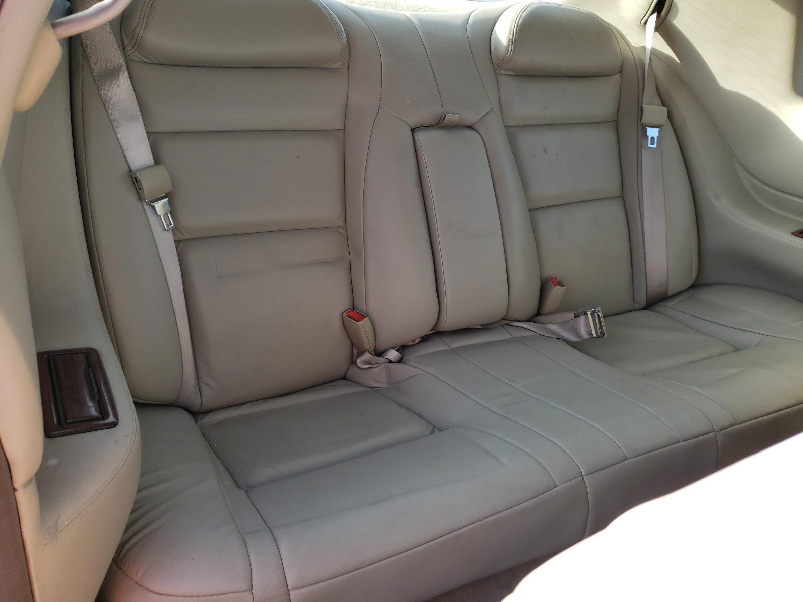 Photo 6 from auction – 1998 CADILLAC ELDORADO with VIN 1G6EL12Y2WU610816