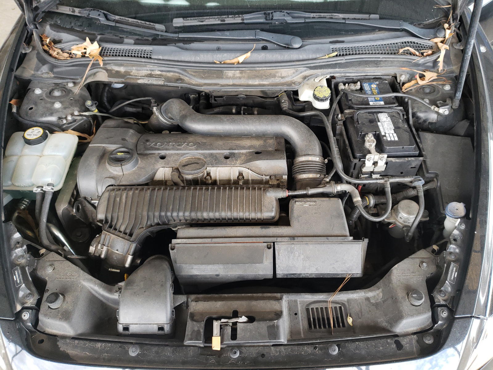 Photo 7 from auction – 2012 VOLVO C70 T5 with VIN YV1672MC4CJ131334