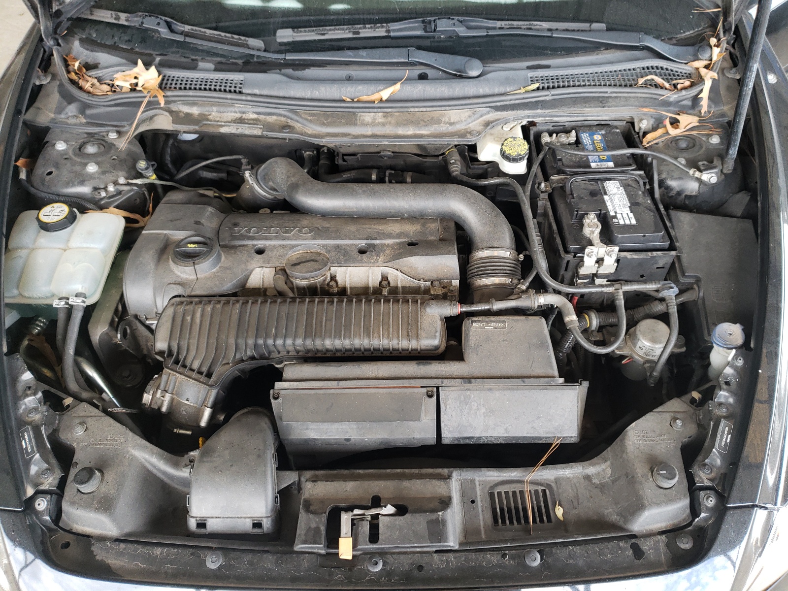 صورة رقم 7 من المزاد - 2012 VOLVO C70 T5 مع VIN YV1672MC4CJ131334