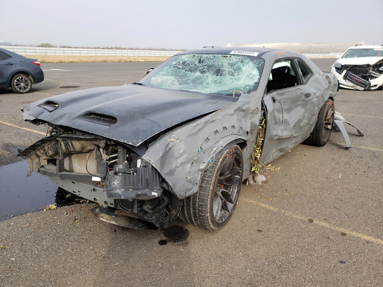 Photo 2 from auction – 2019 DODGE CHALLENGER with VIN 2C3CDZC94KH581389