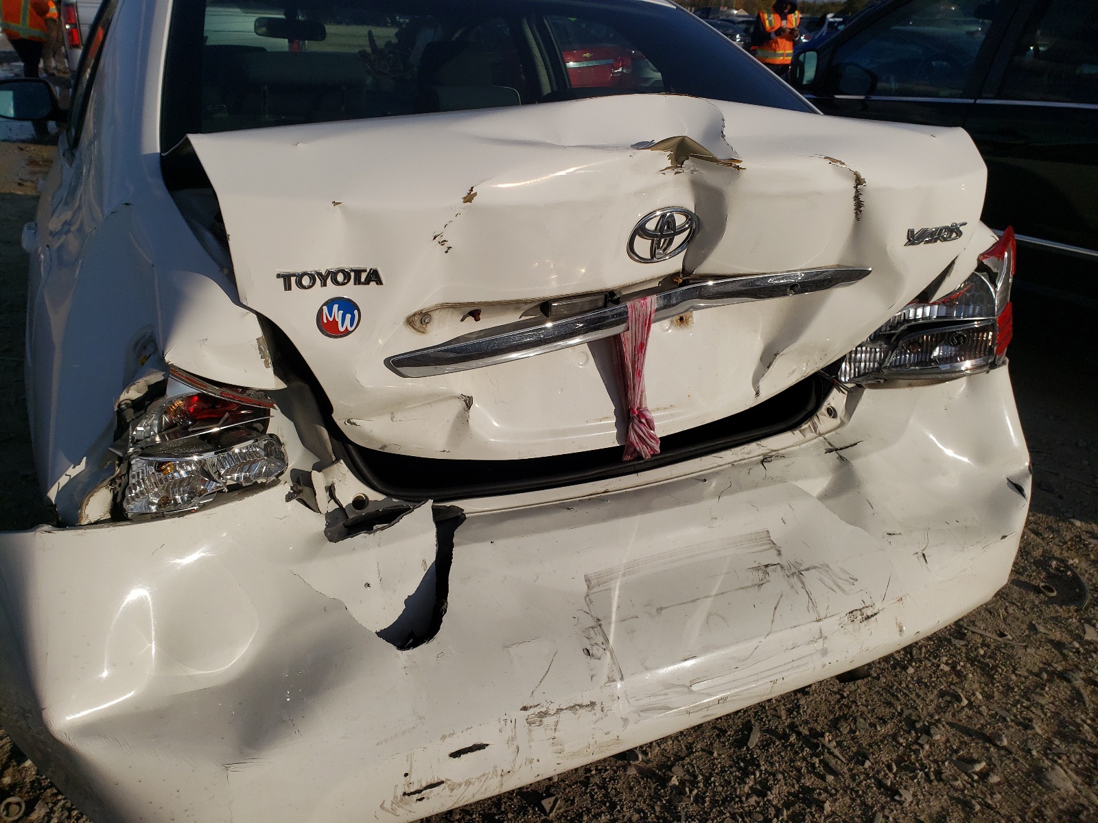Photo 9 from auction – 2010 TOYOTA YARIS with VIN JTDBT4K36A1362814