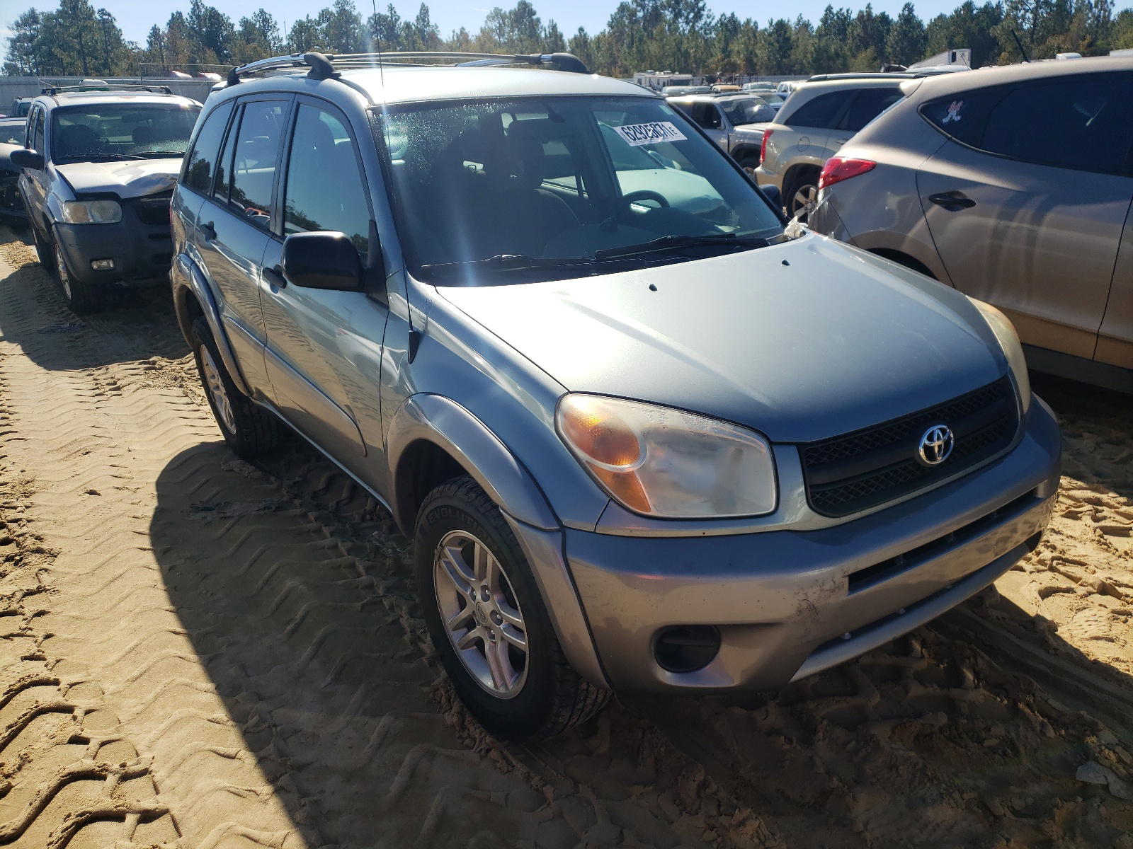 TOYOTA RAV4 2005 with VIN JTEGD20V650081969 - Photo from auction