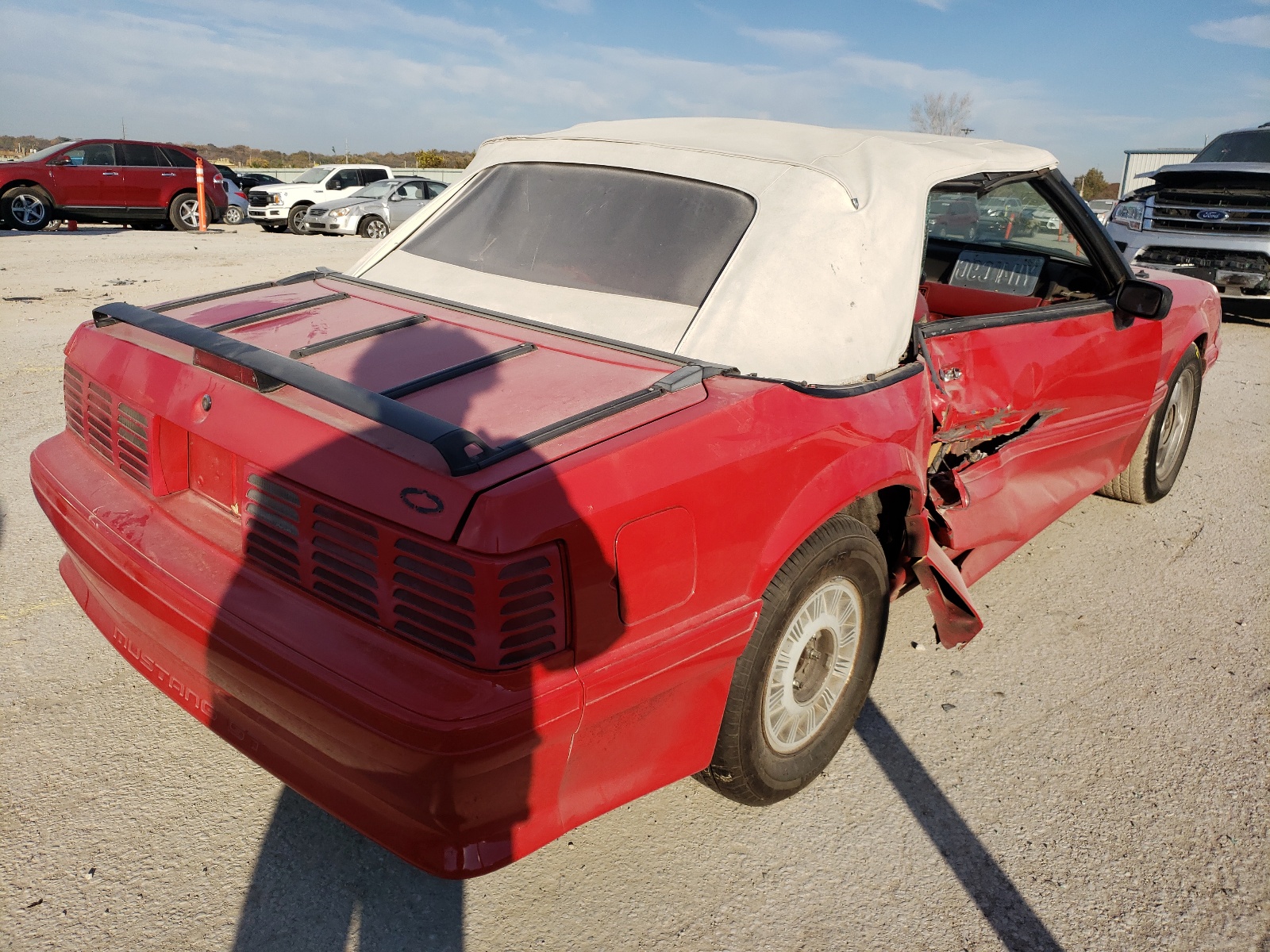 Photo 4 from auction – 1990 FORD MUSTANG GT with VIN 1FACP45E4LF217840