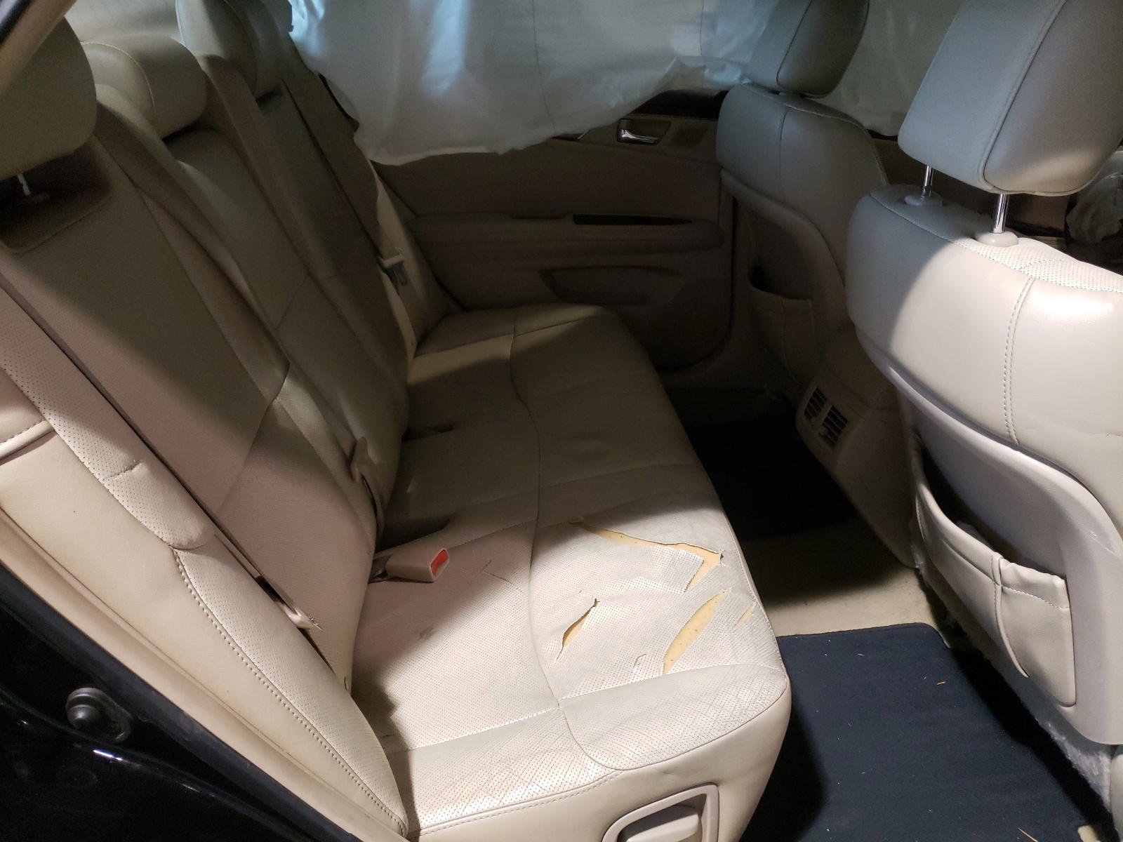 Photo 6 from auction – 2011 TOYOTA AVALON BAS with VIN 4T1BK3DB3BU400402