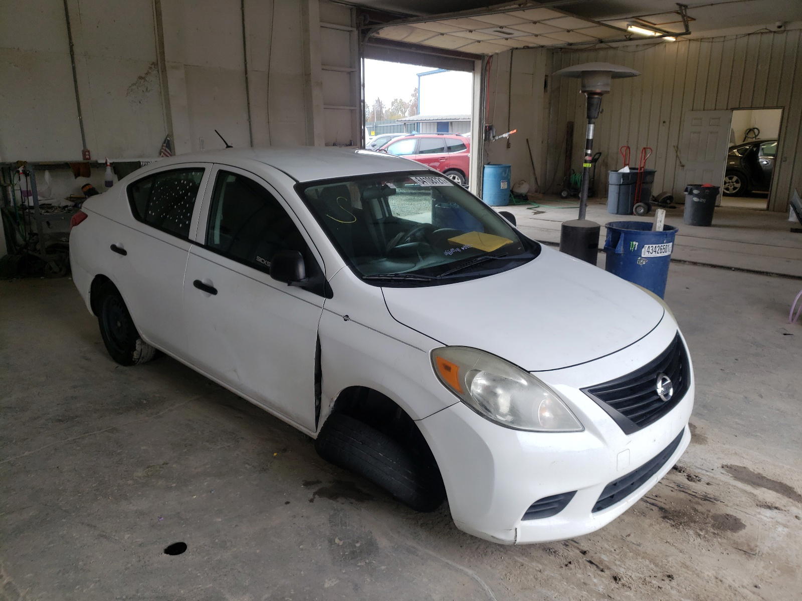 NISSAN VERSA S 2012 with VIN 3N1CN7AP5CL934023 - Photo from auction
