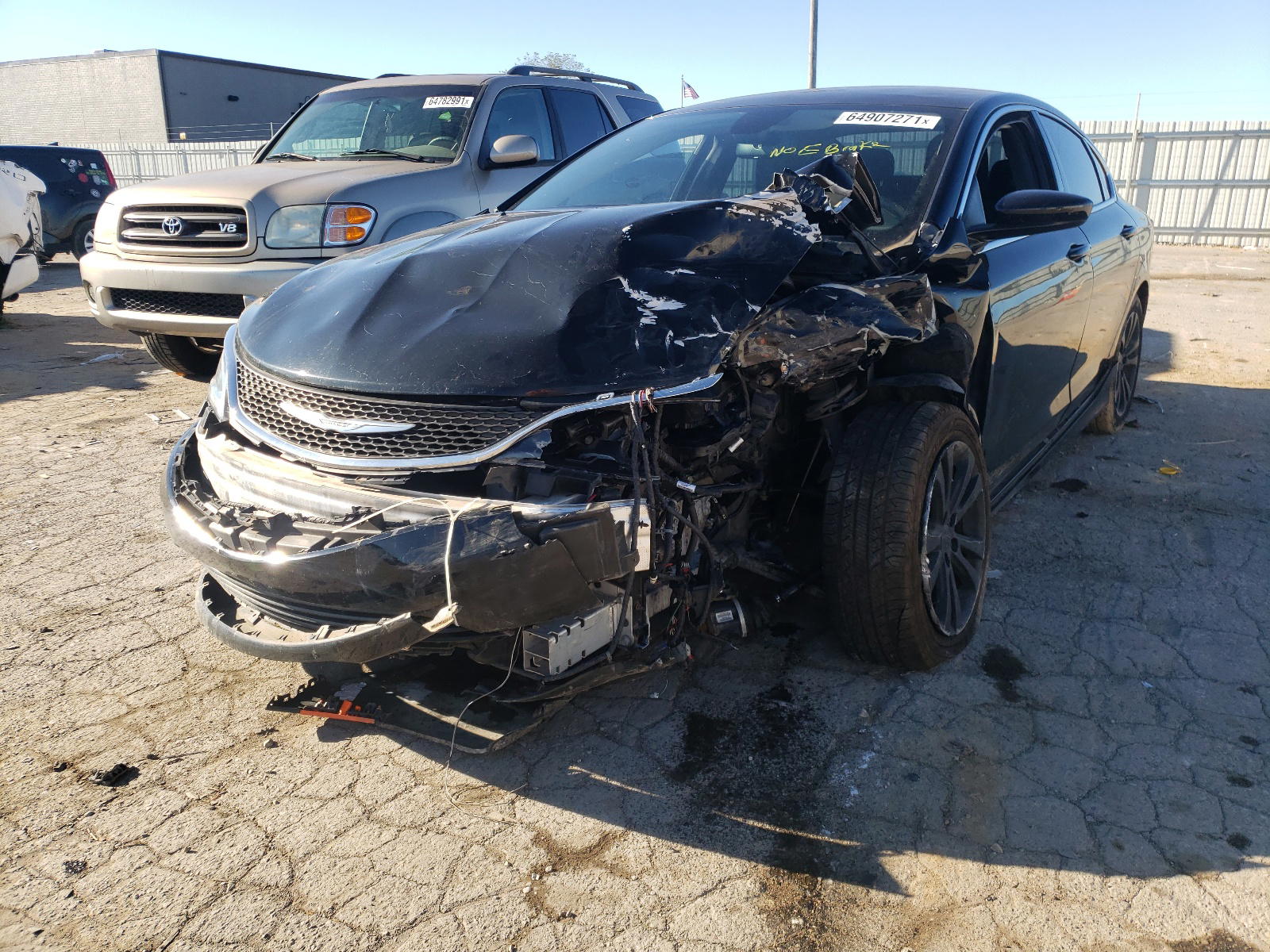 Photo 9 from auction – 2016 CHRYSLER 200 LIMITE with VIN 1C3CCCAB8GN106025