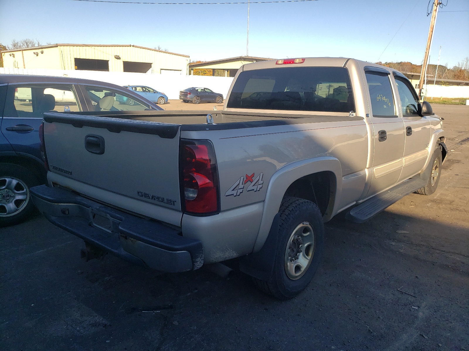 Photo 4 from auction – 2004 CHEVROLET SILVERADO with VIN 1GCGK23U34F229309