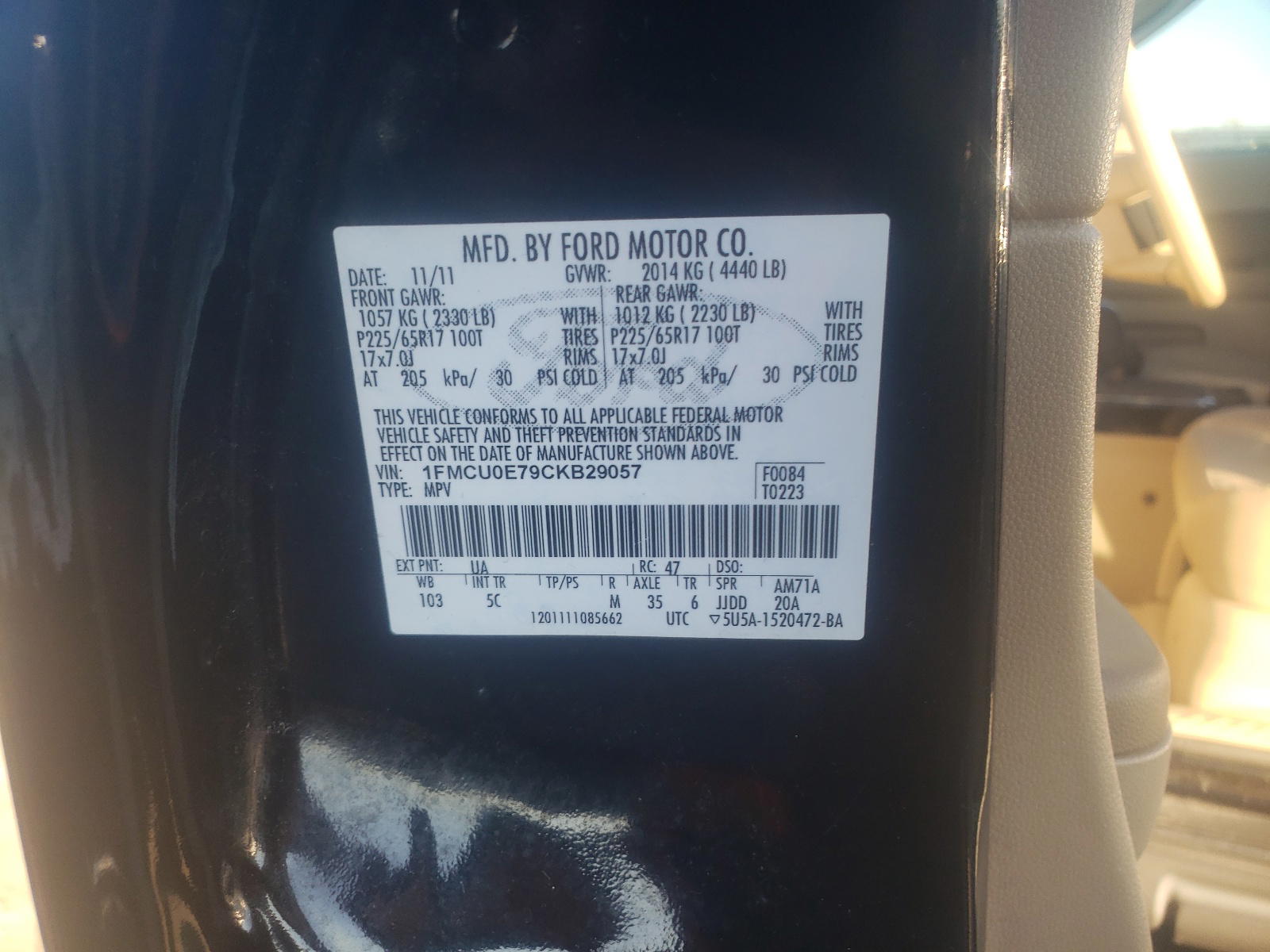 Photo 10 from auction – 2012 FORD ESCAPE LIM with VIN 1FMCU0E79CKB29057