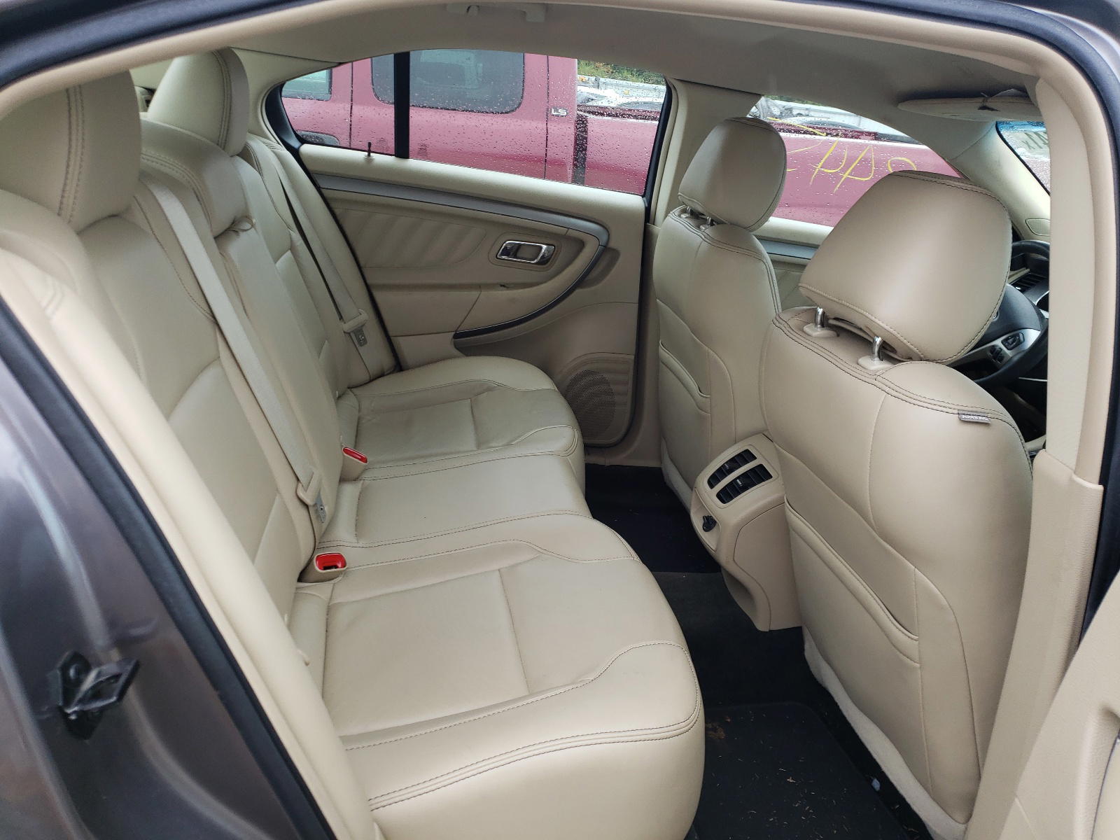 Photo 6 from auction – 2014 FORD TAURUS SEL with VIN 1FAHP2E89EG132977