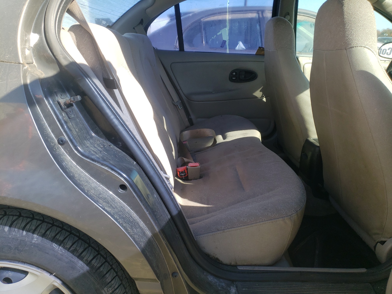 Photo 6 from auction – 2001 SATURN SL1 with VIN 1G8ZH52801Z305313