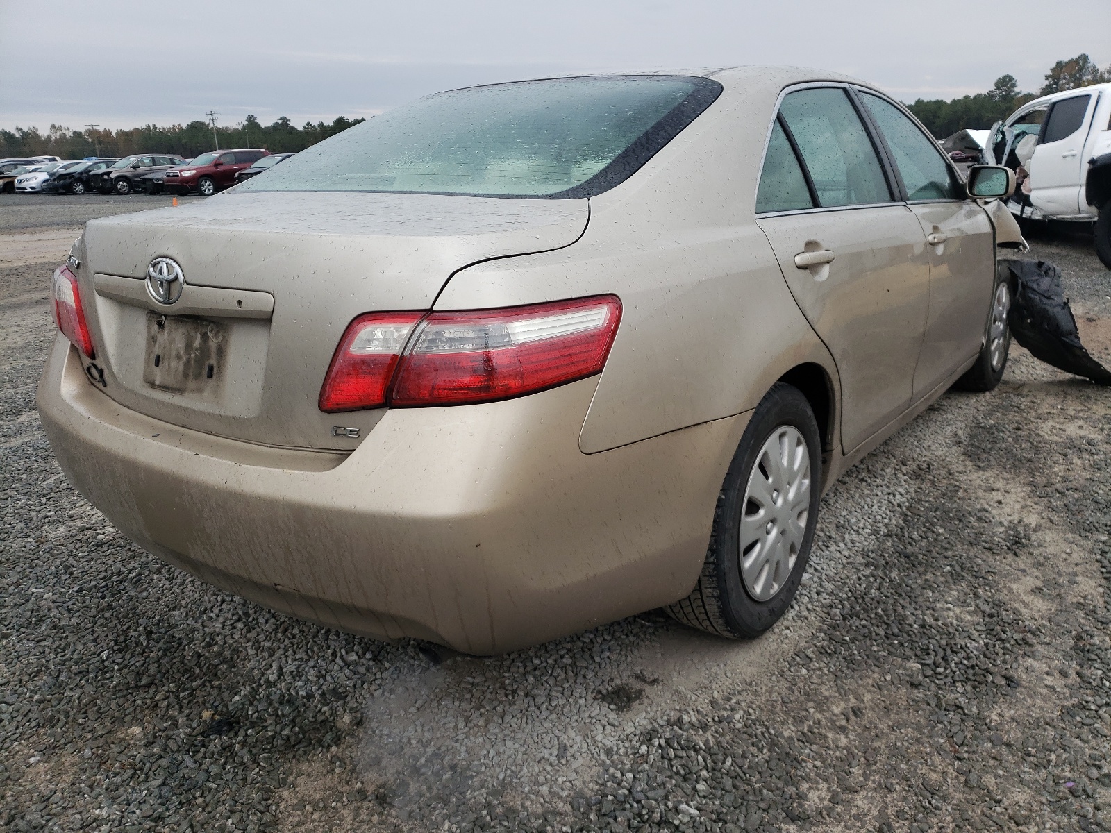 Photo 4 from auction – 2007 TOYOTA CAMRY CE/L with VIN 4T1BE46KX7U573951