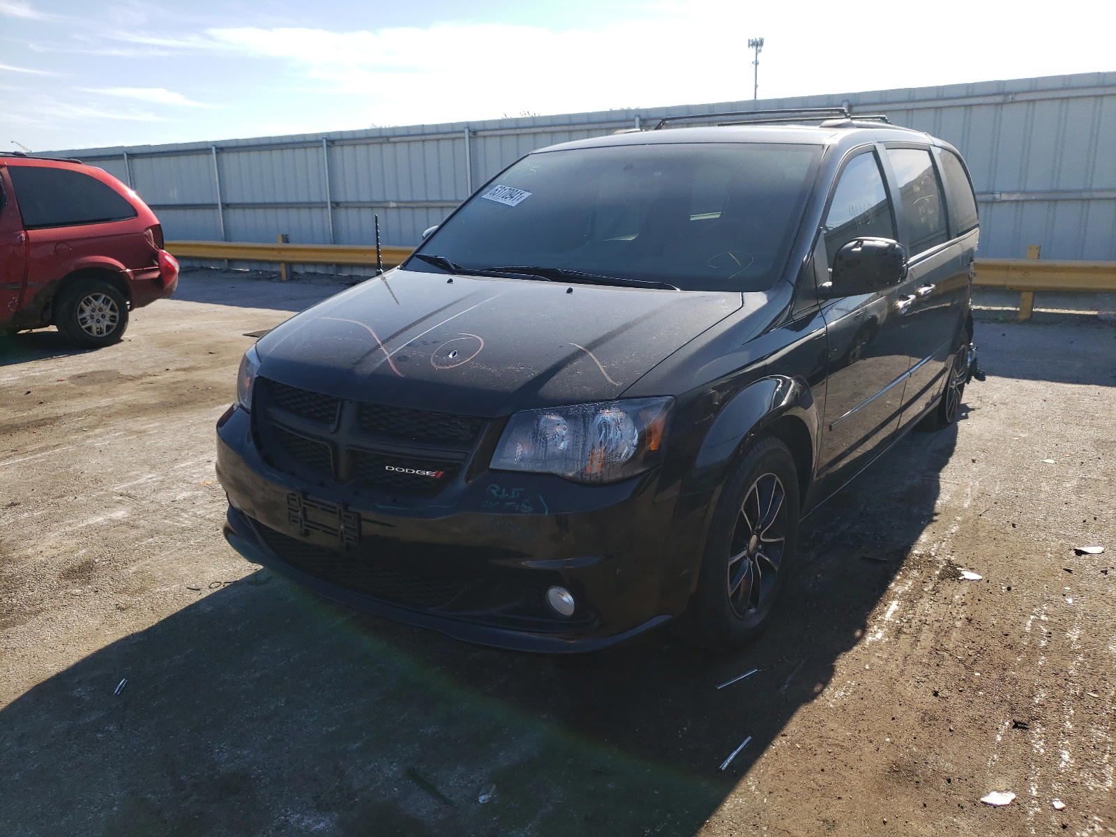 Photo 2 from auction – 2016 DODGE GRAND CARA with VIN 2C4RDGEGXGR344462