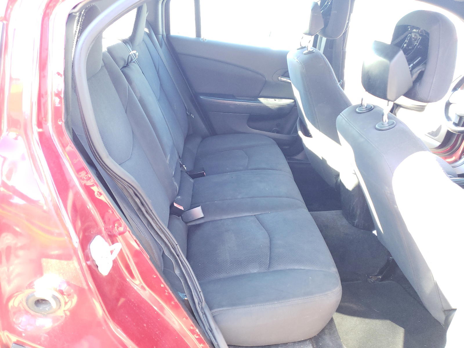 Photo 6 from auction – 2013 CHRYSLER 200 TOURIN with VIN 1C3CCBBB3DN593834