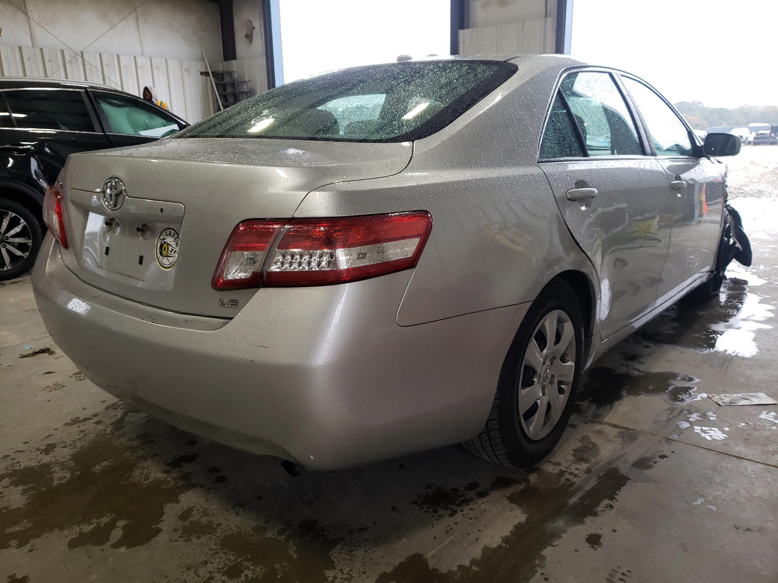 Photo 4 from auction – 2011 TOYOTA CAMRY BASE with VIN 4T1BF3EK2BU665086