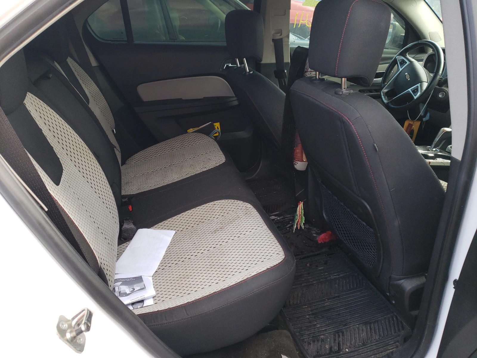 Photo 6 from auction – 2011 CHEVROLET EQUINOX LS with VIN 2CNFLCEC4B6399328