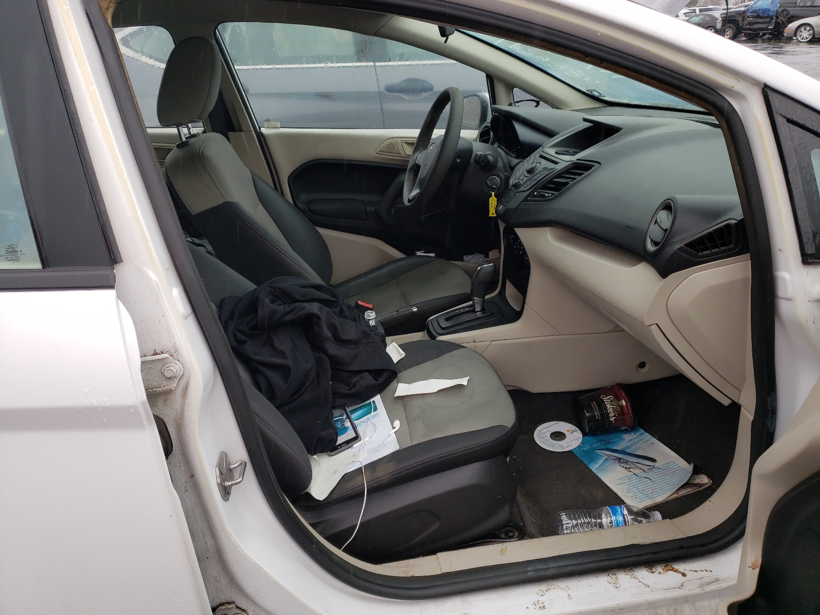 Zdjęcie 5 z aukcji – 2012 FORD FIESTA z VIN 3FADP4AJ8CM137982