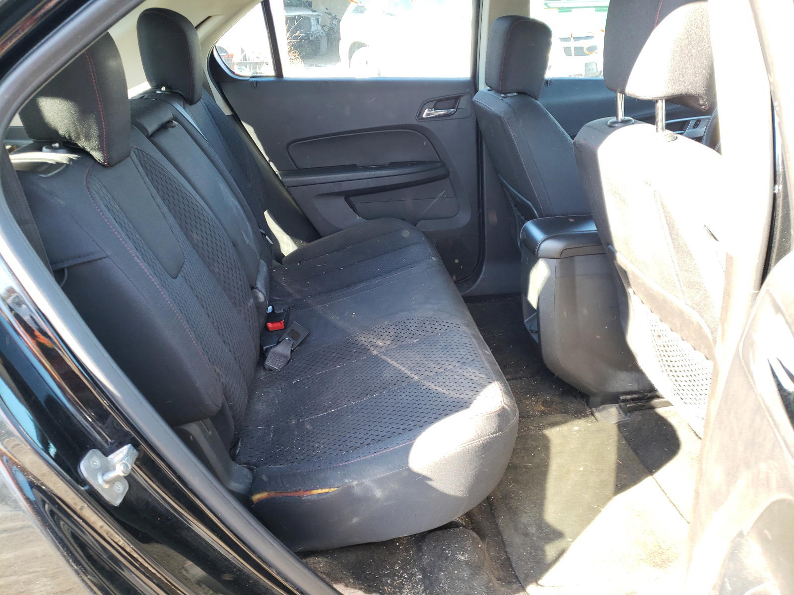 Photo 6 from auction – 2014 CHEVROLET EQUINOX LS with VIN 2GNFLEEK5E6303659