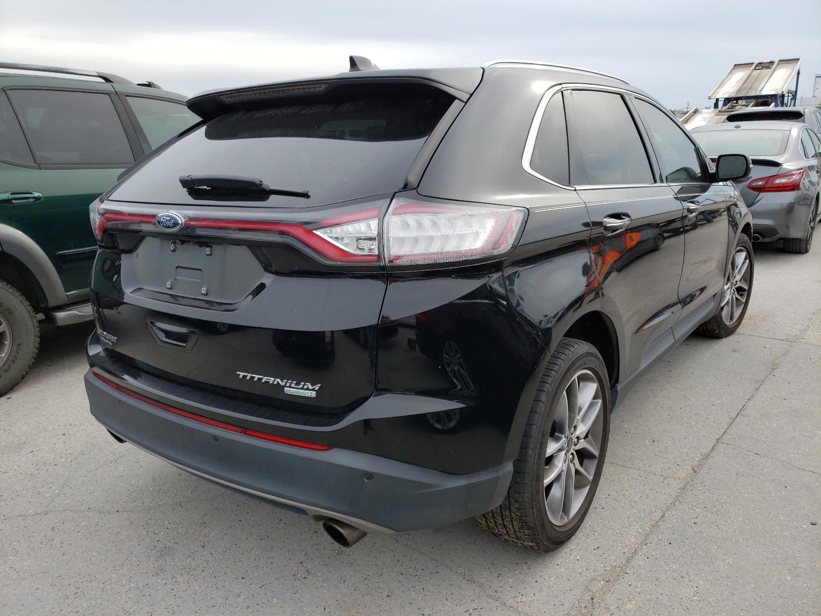 Photo 4 from auction – 2016 FORD EDGE TITAN with VIN 2FMPK3K97GBB70947