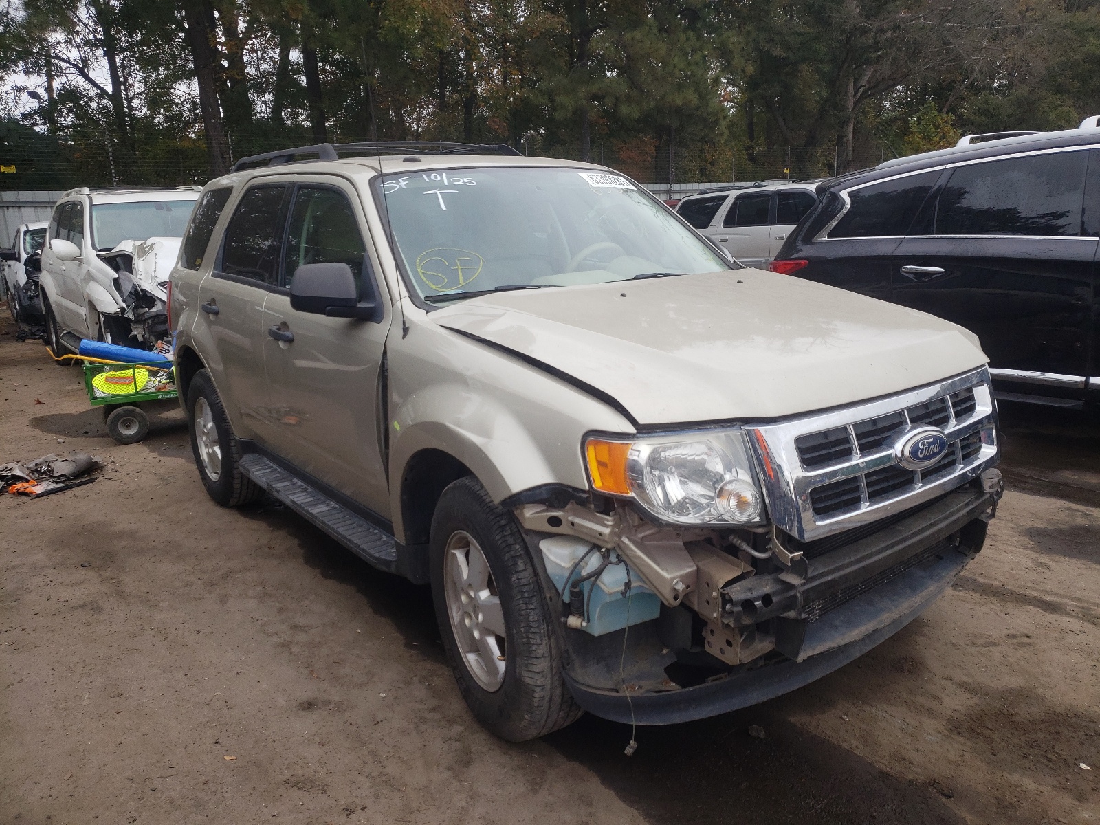 صورة رقم 1 من المزاد - 2011 FORD ESCAPE XLT مع VIN 1FMCU0D76BKA36531