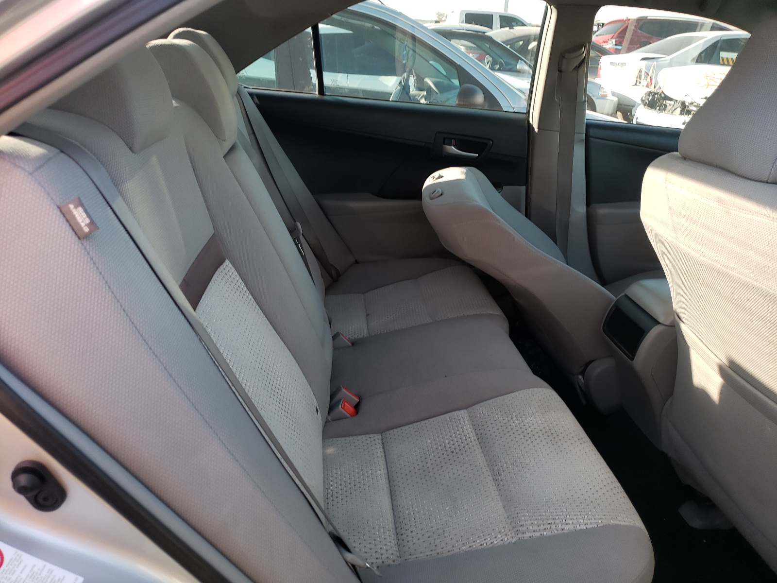 Photo 6 from auction – 2014 TOYOTA CAMRY L with VIN 4T4BF1FK9ER373237