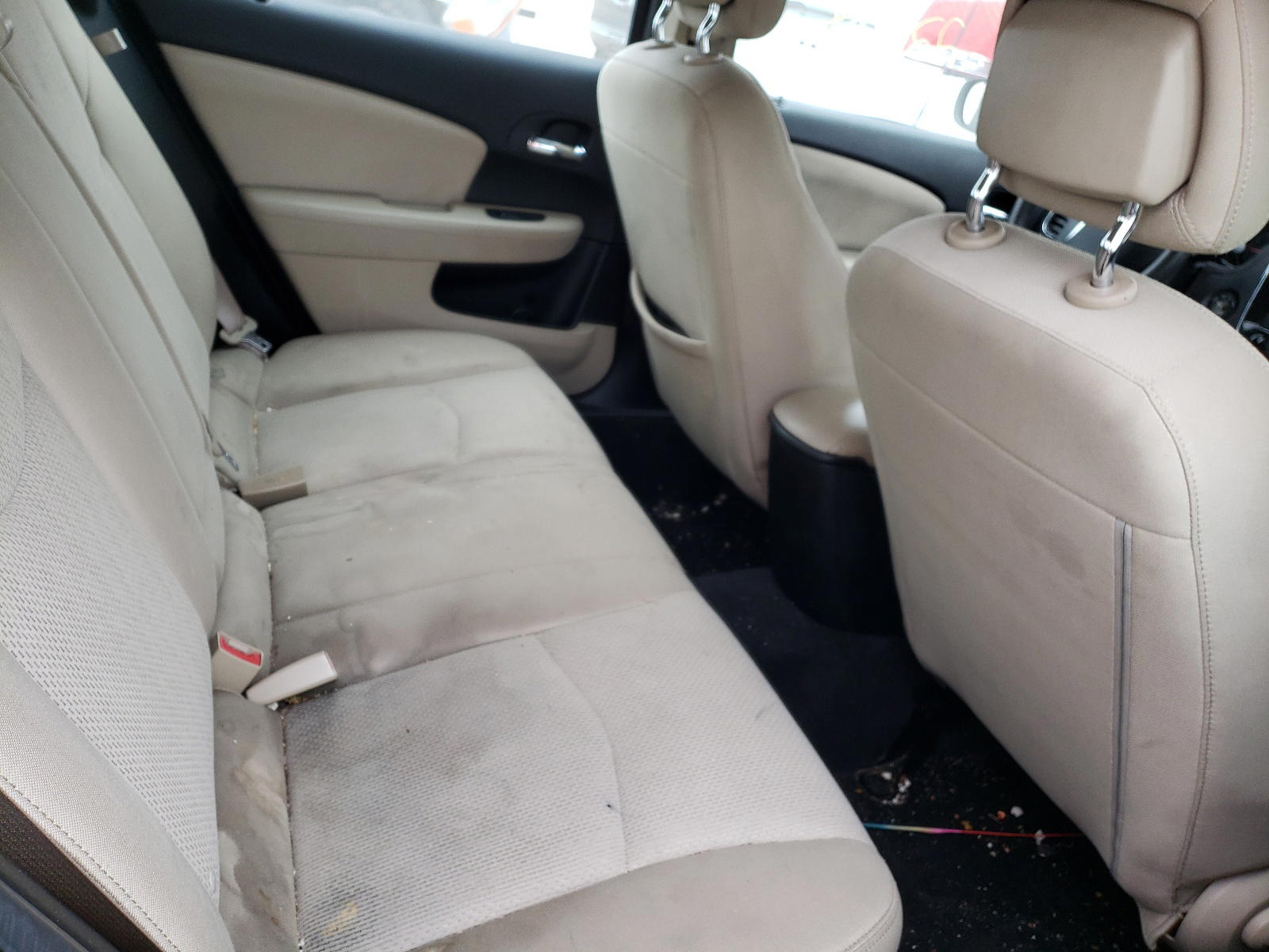 Photo 6 from auction – 2013 CHRYSLER 200 LX with VIN 1C3CCBAG5DN559388