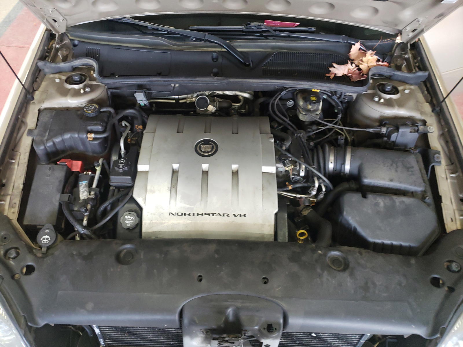 Photo 7 from auction – 2005 CADILLAC DEVILLE with VIN 1G6KD54Y75U223889