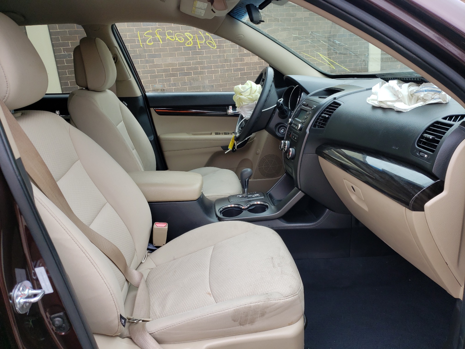 Photo 5 from auction – 2012 KIA SORENTO BA with VIN 5XYKT4A21CG276144