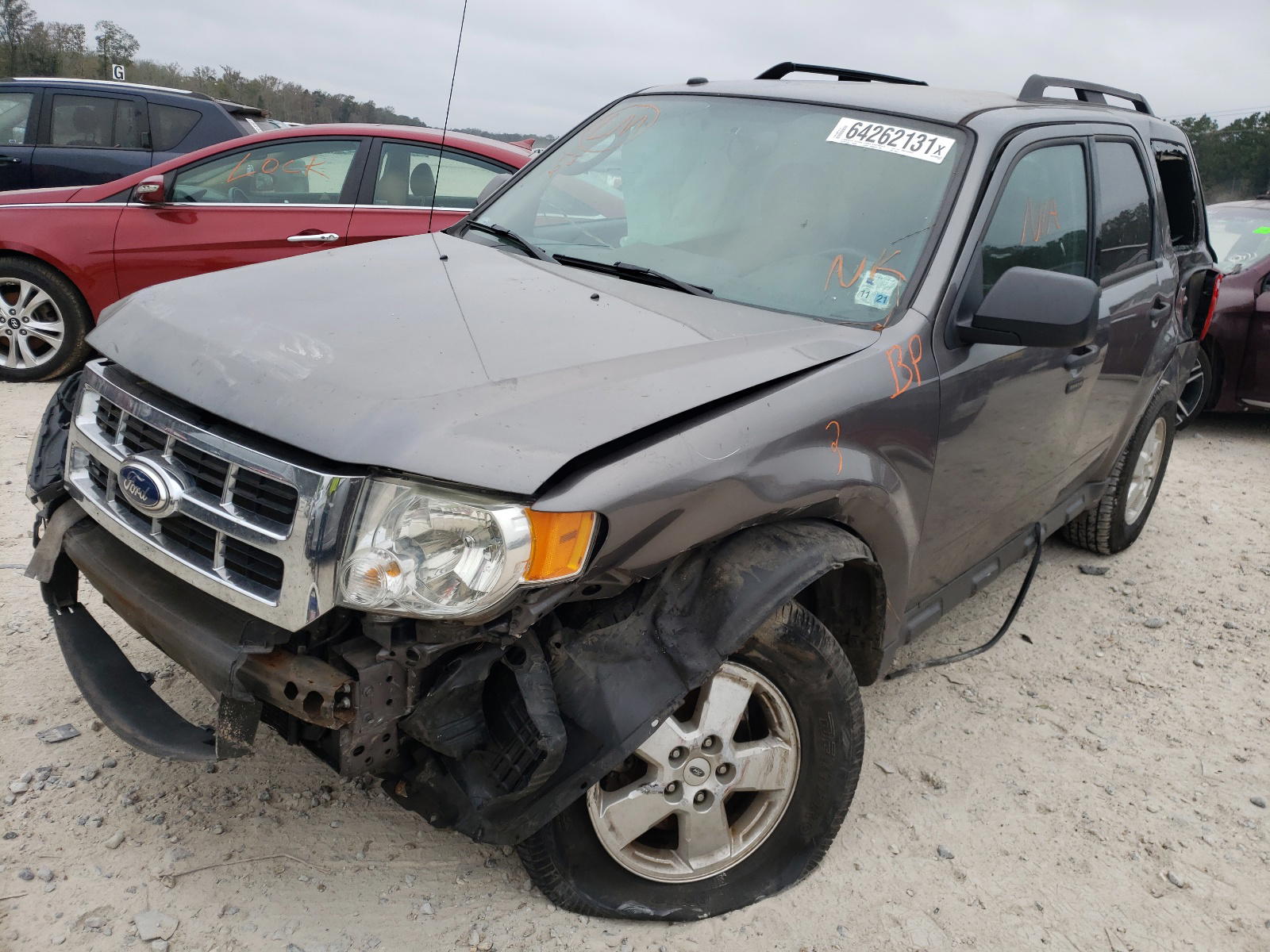 Photo 2 from auction – 2012 FORD ESCAPE XLT with VIN 1FMCU0D74CKA55211