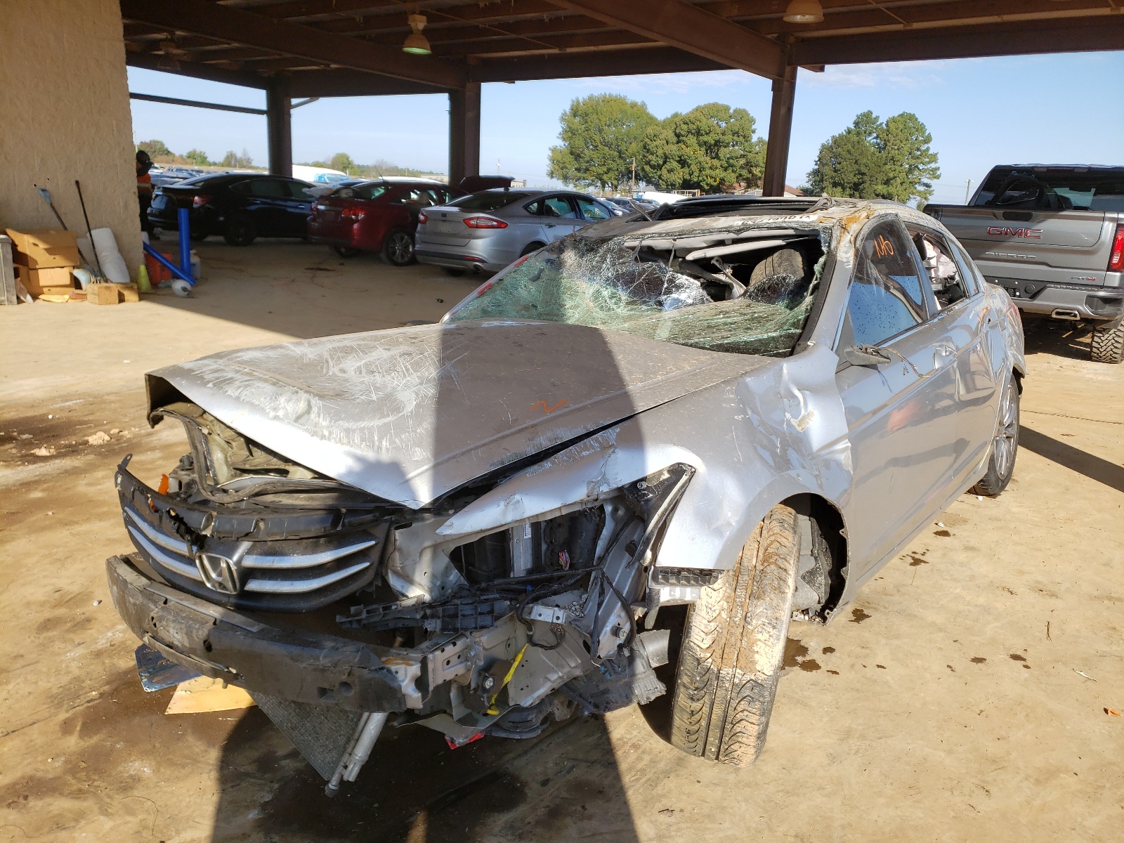 Photo 2 from auction – 2012 HONDA ACCORD EXL with VIN 1HGCP2F86CA004264