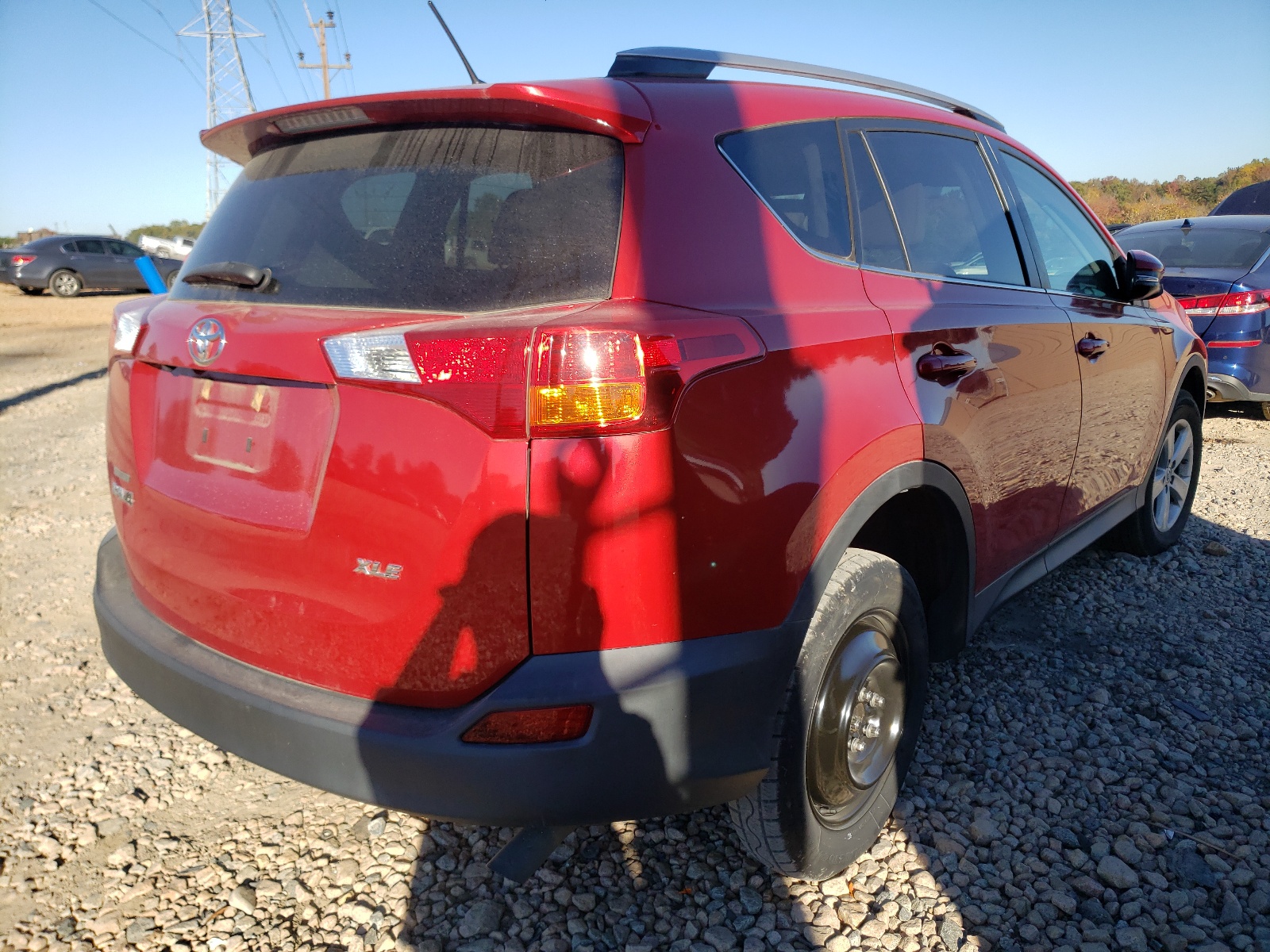 Photo 4 from auction – 2014 TOYOTA RAV4 XLE with VIN 2T3WFREVXEW127813