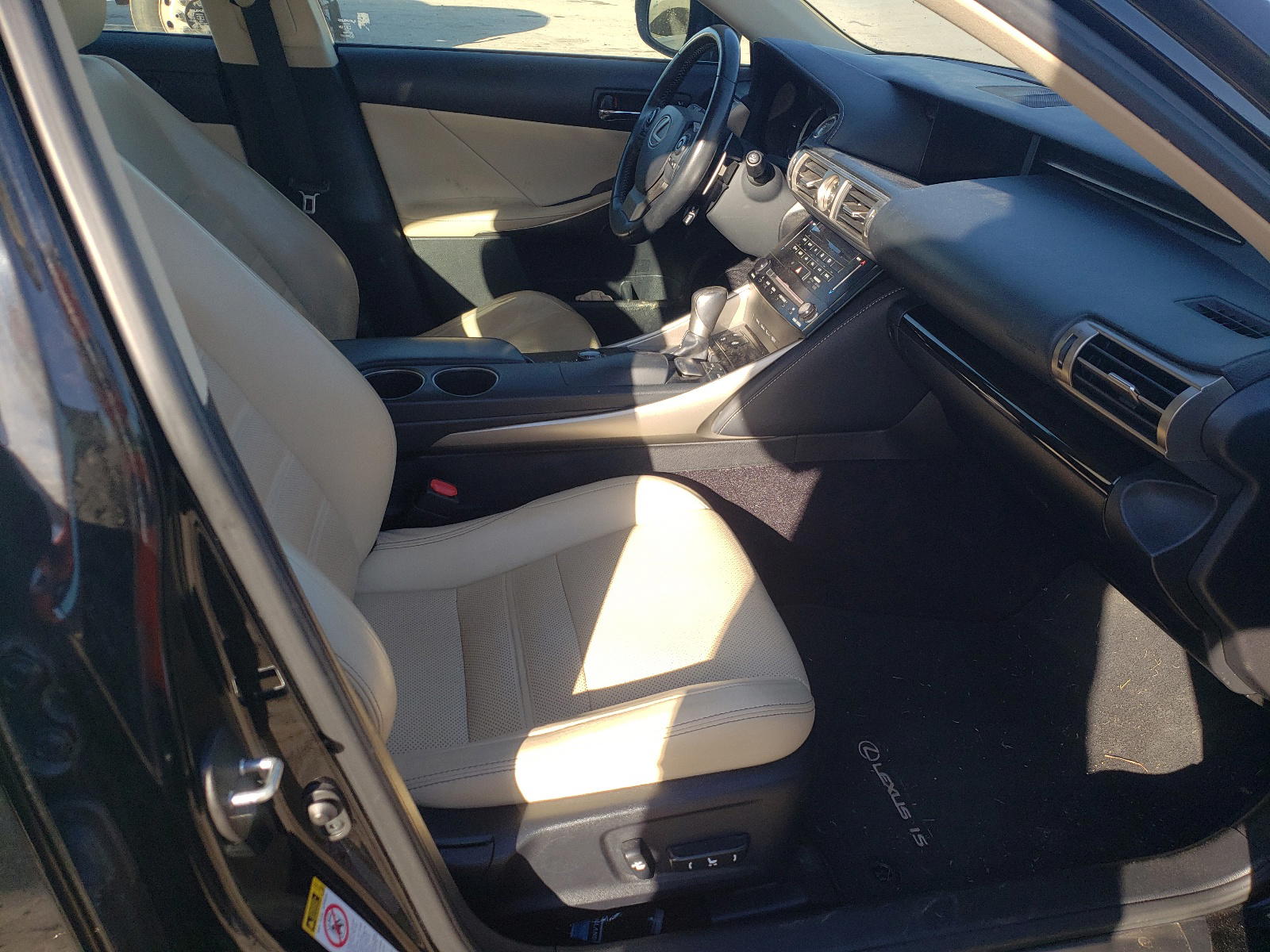Photo 5 from auction – 2014 LEXUS IS 350 with VIN JTHCE1D24E5001628