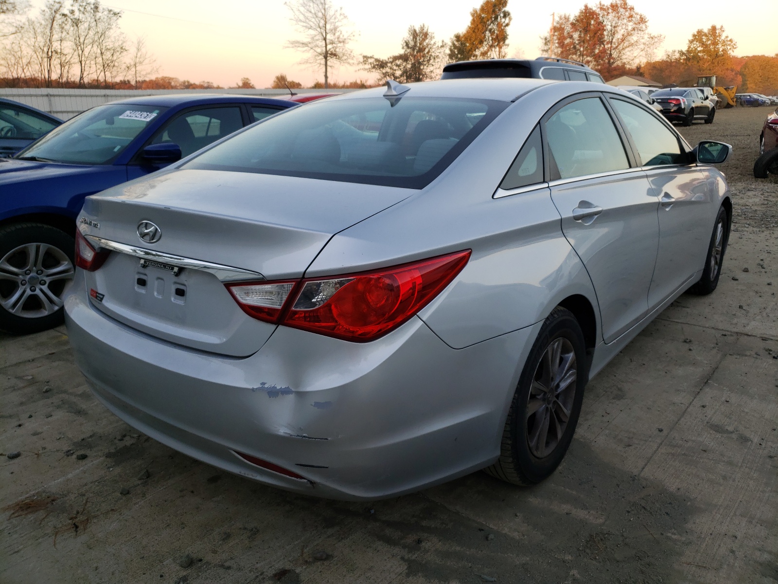Photo 4 from auction – 2013 HYUNDAI SONATA GLS with VIN 5NPEB4AC4DH762756