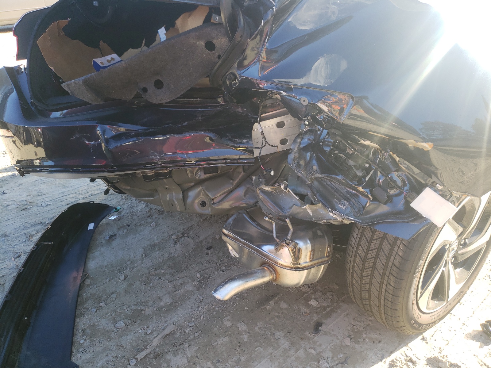 Photo 9 from auction – 2022 HONDA INSIGHT EX with VIN 19XZE4F55NE007916
