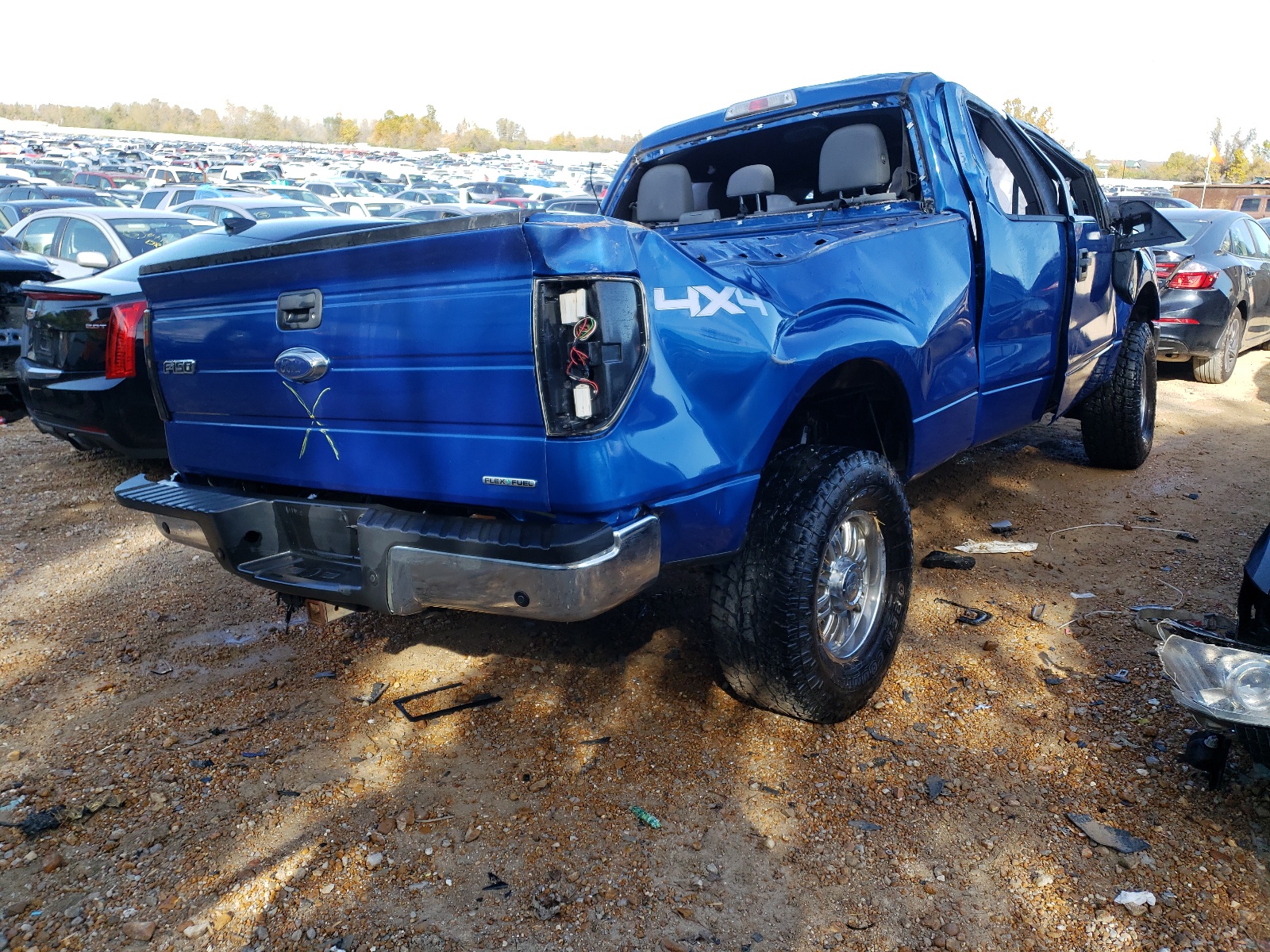 Photo 4 from auction – 2013 FORD F150 SUPER with VIN 1FTFX1EF9DKE30001