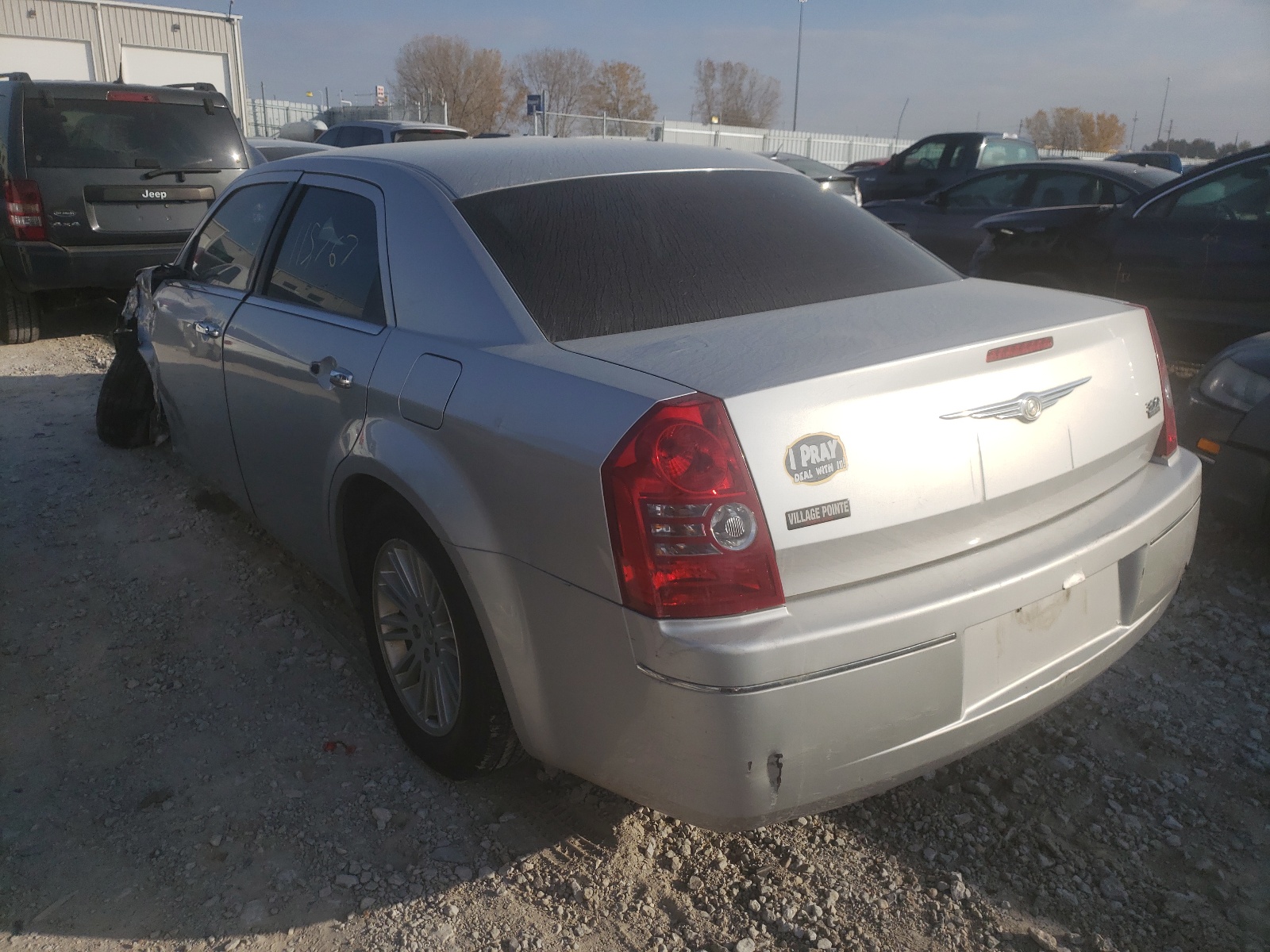 Photo 3 from auction – 2010 CHRYSLER 300 TOURIN with VIN 2C3CA4CD4AH104542