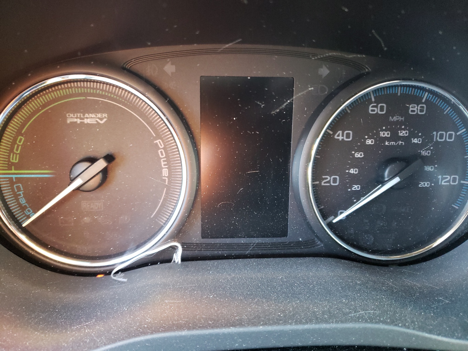 Photo 8 from auction – 2019 MITSUBISHI OUTLANDER with VIN JA4J24A57KZ054730