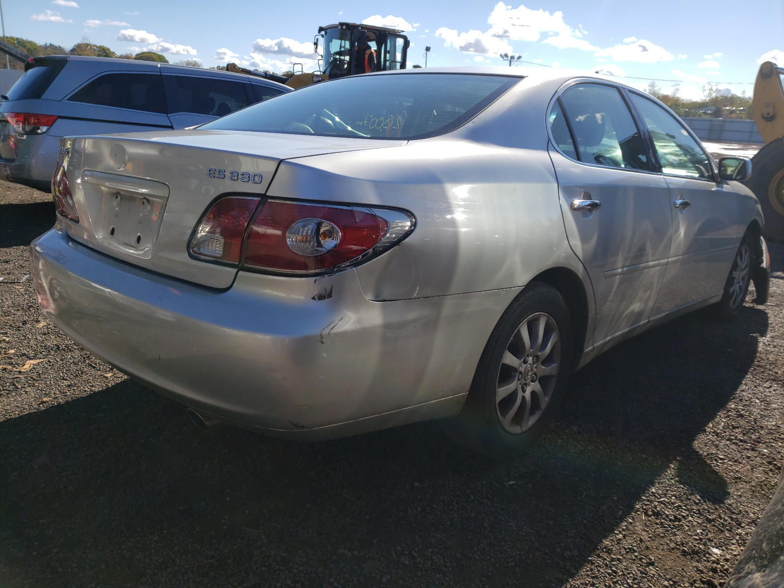 Photo 4 from auction – 2004 LEXUS ES 330 with VIN JTHBA30G940015458