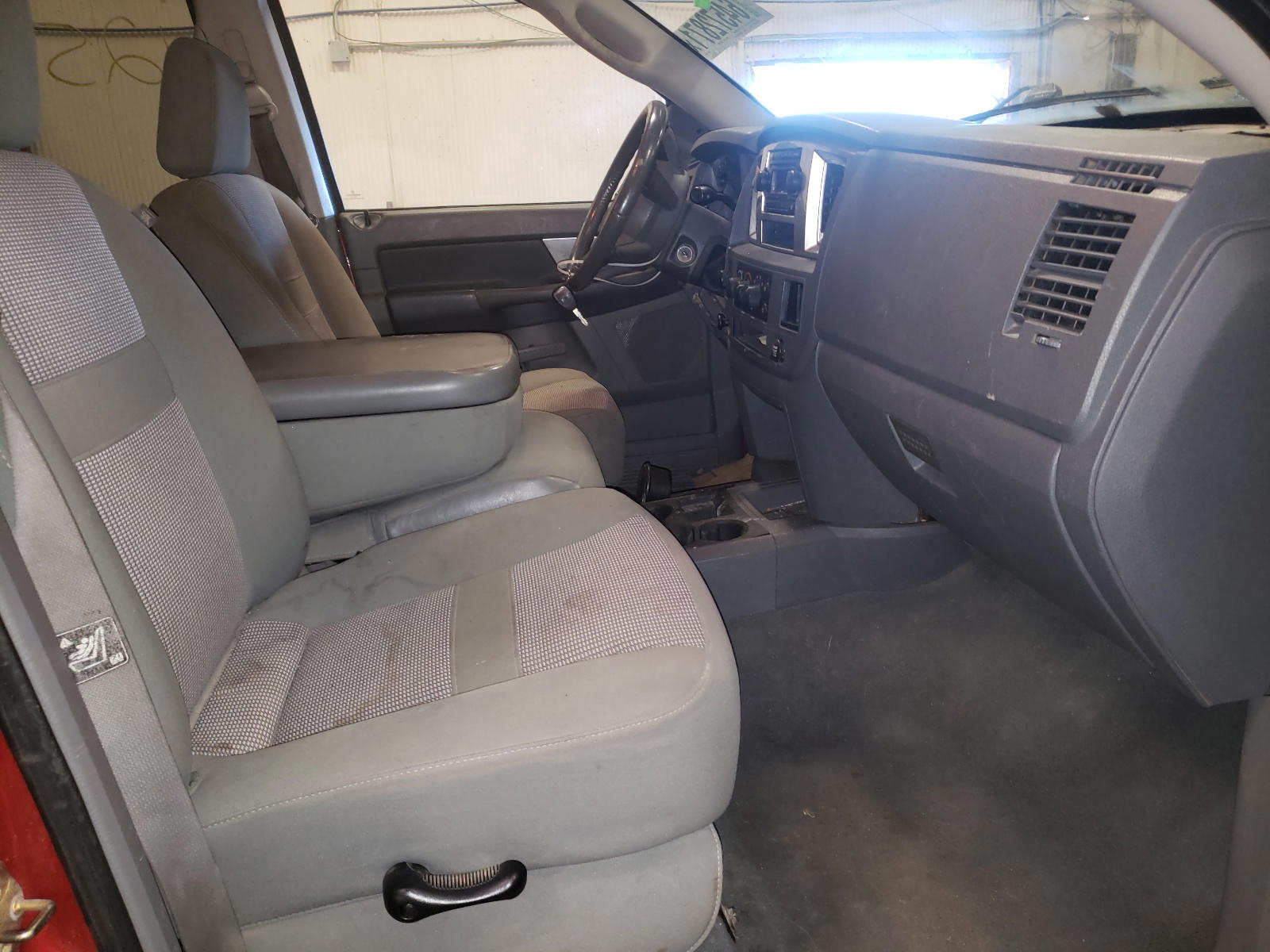 Photo 5 from auction – 2007 DODGE RAM 1500 with VIN 3D7KS19D57G750293