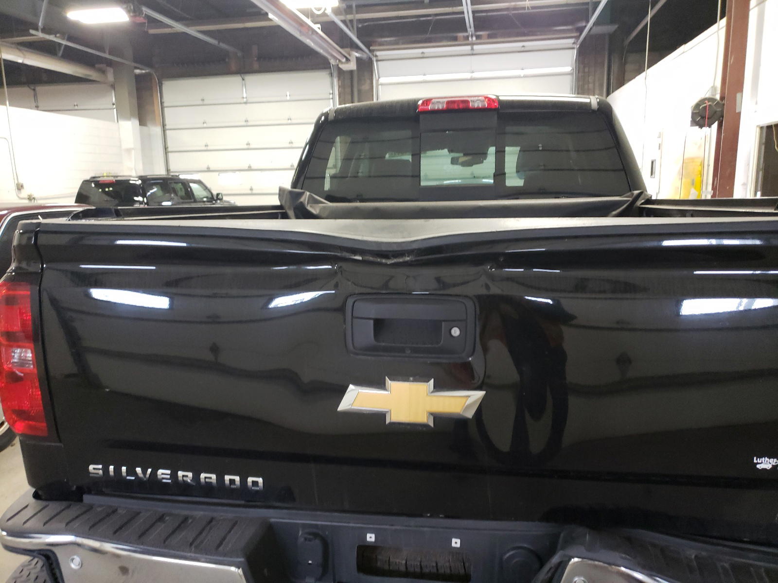 Photo 9 from auction – 2015 CHEVROLET SILVERADO with VIN 3GCUKSEC3FG329242