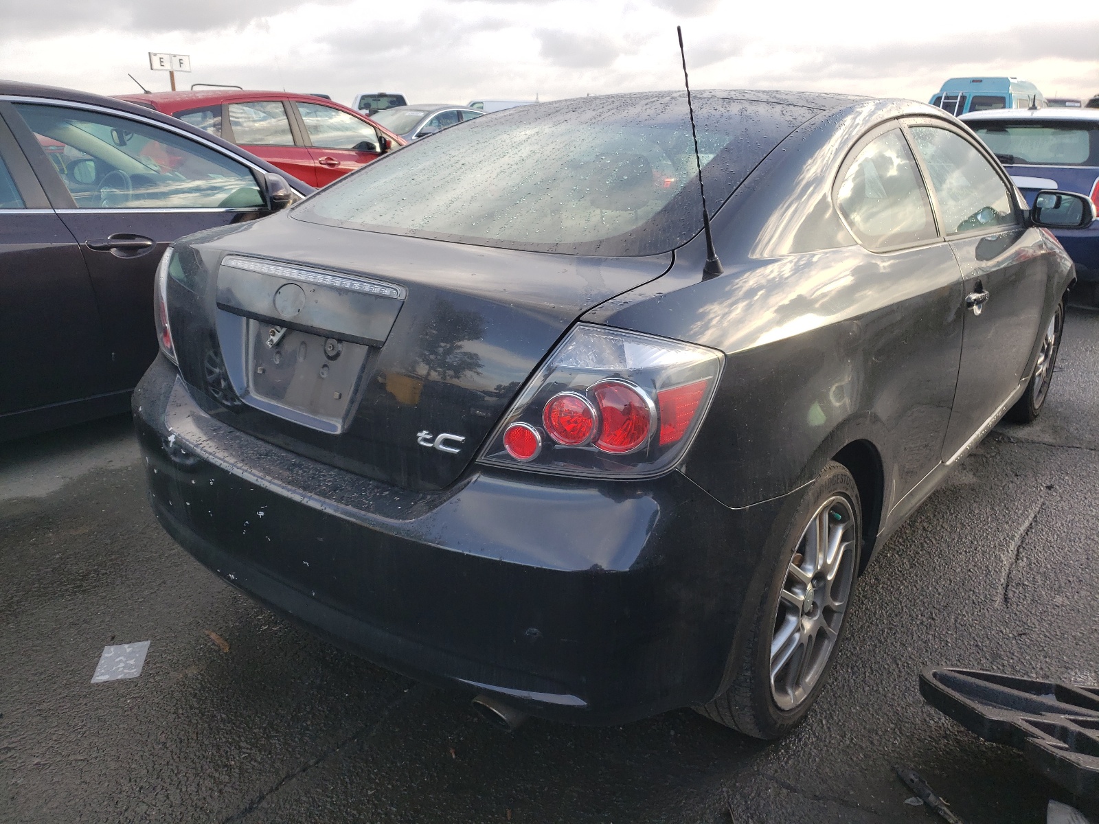 Photo 4 from auction – 2010 TOYOTA SCION TC with VIN JTKDE3B73A0320017