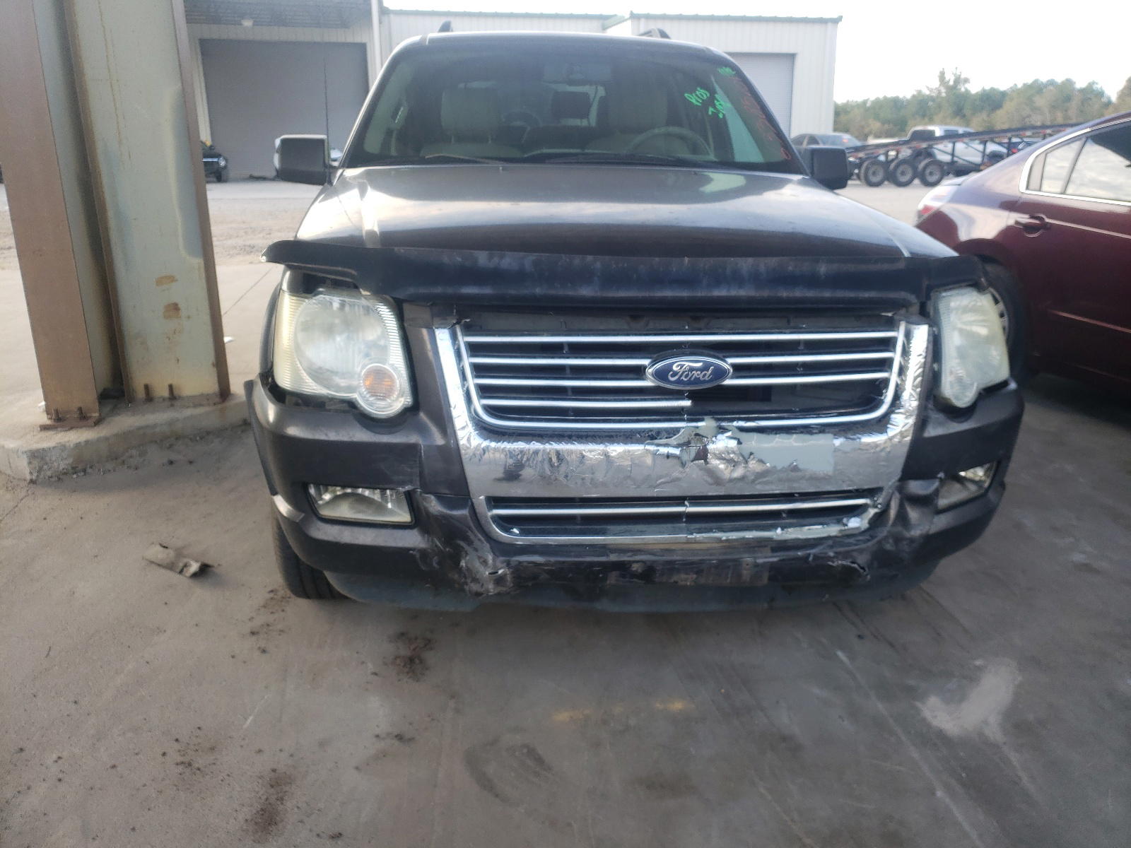 Photo 9 from auction – 2007 FORD EXPLORER X with VIN 1FMEU63EX7UB00528