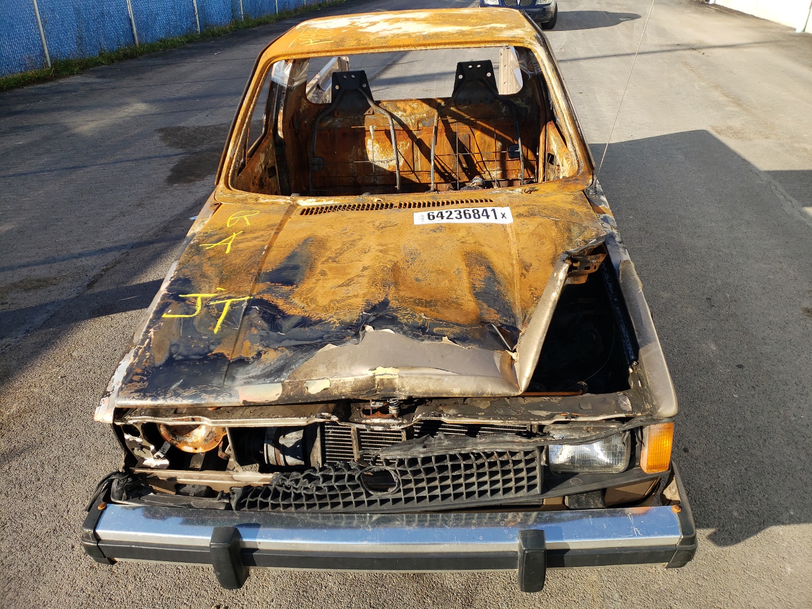 Photo 10 from auction – 1981 VOLKSWAGEN RABBIT TRU with VIN 1V1LG0179BV103