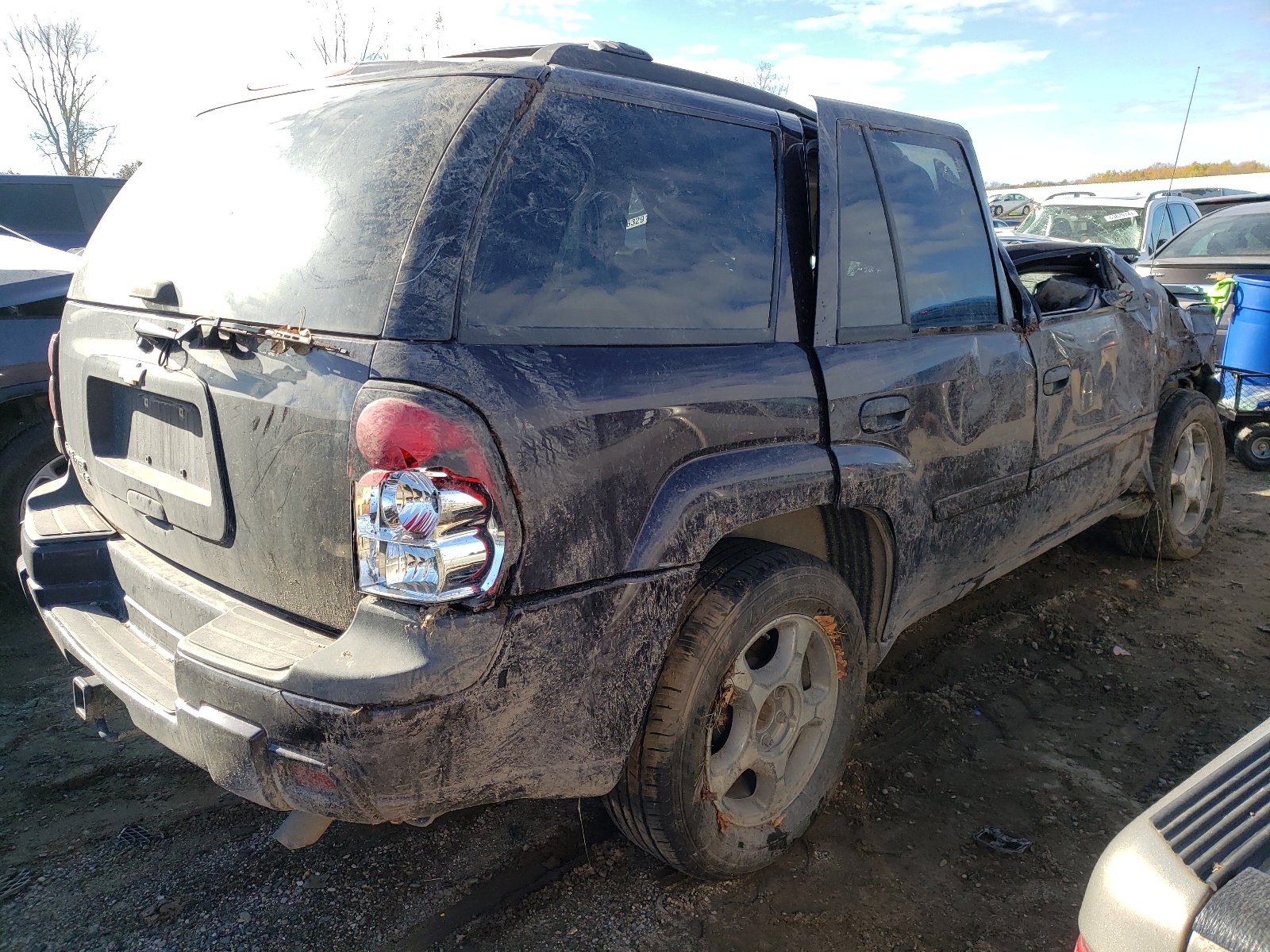 Photo 4 from auction – 2008 CHEVROLET TRAILBLAZE with VIN 1GNDT13S882108739