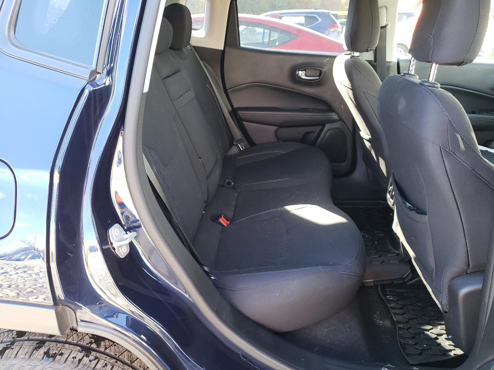 Photo 6 from auction – 2020 JEEP COMPASS SP with VIN 3C4NJDAB7LT115714