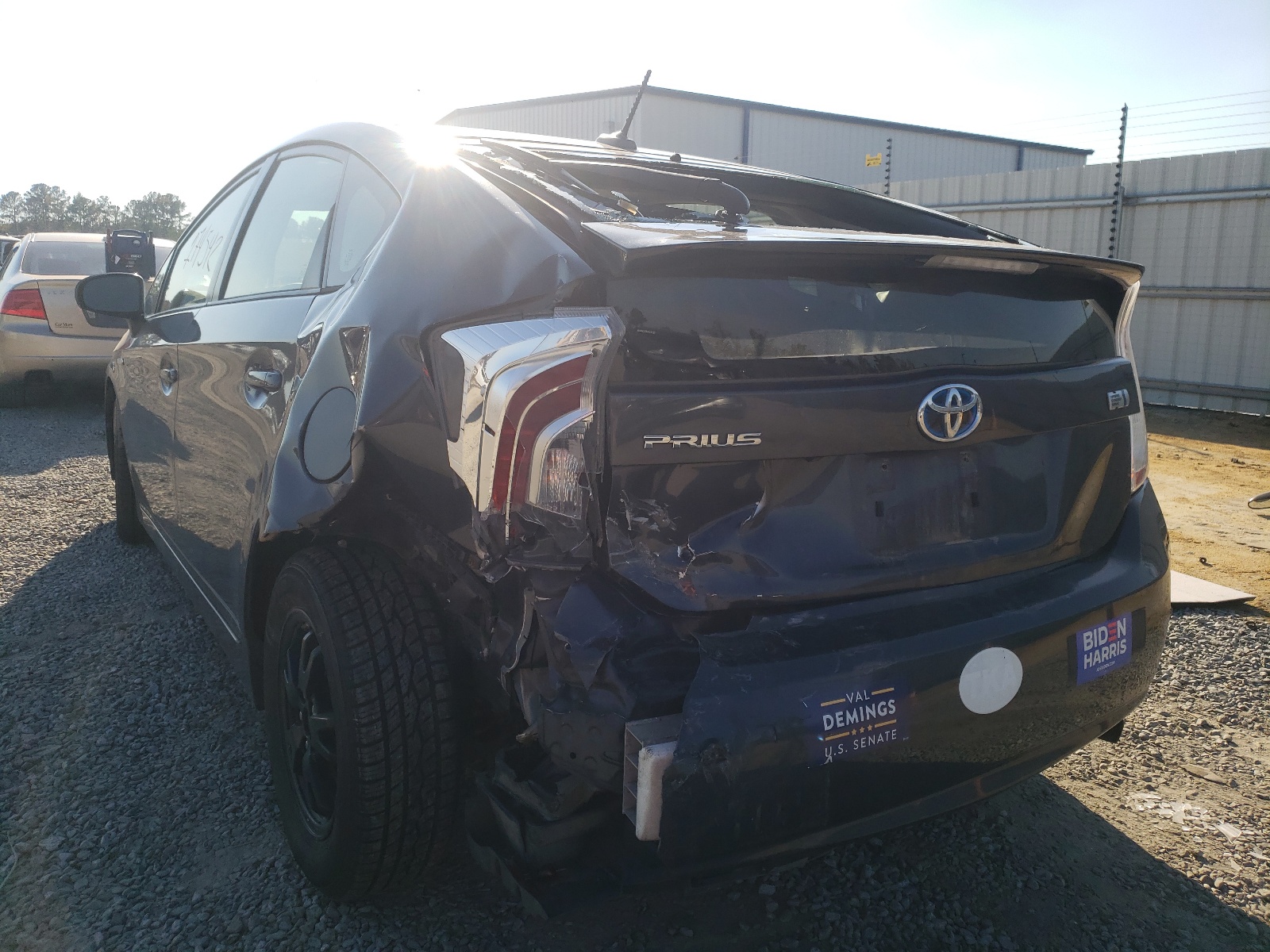 Photo 9 from auction – 2013 TOYOTA PRIUS with VIN JTDKN3DU1D5607185
