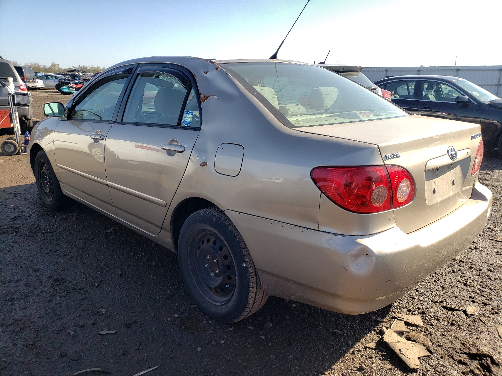 Photo 3 from auction – 2005 TOYOTA COROLLA CE with VIN 1NXBR30E85Z541353